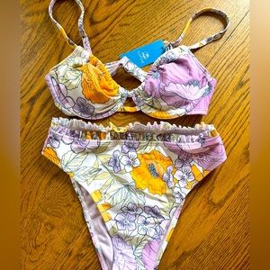 NWT Cupshe Underwire Top & High Waist Cheeky Bikini Set